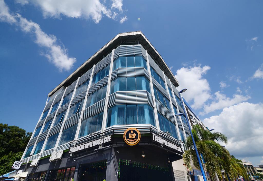 Hard Rock Vip Guest House Mersing Exteriör bild