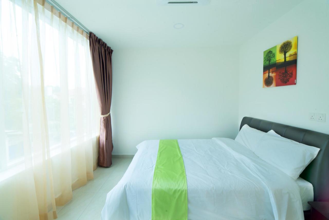 Hard Rock Vip Guest House Mersing Exteriör bild